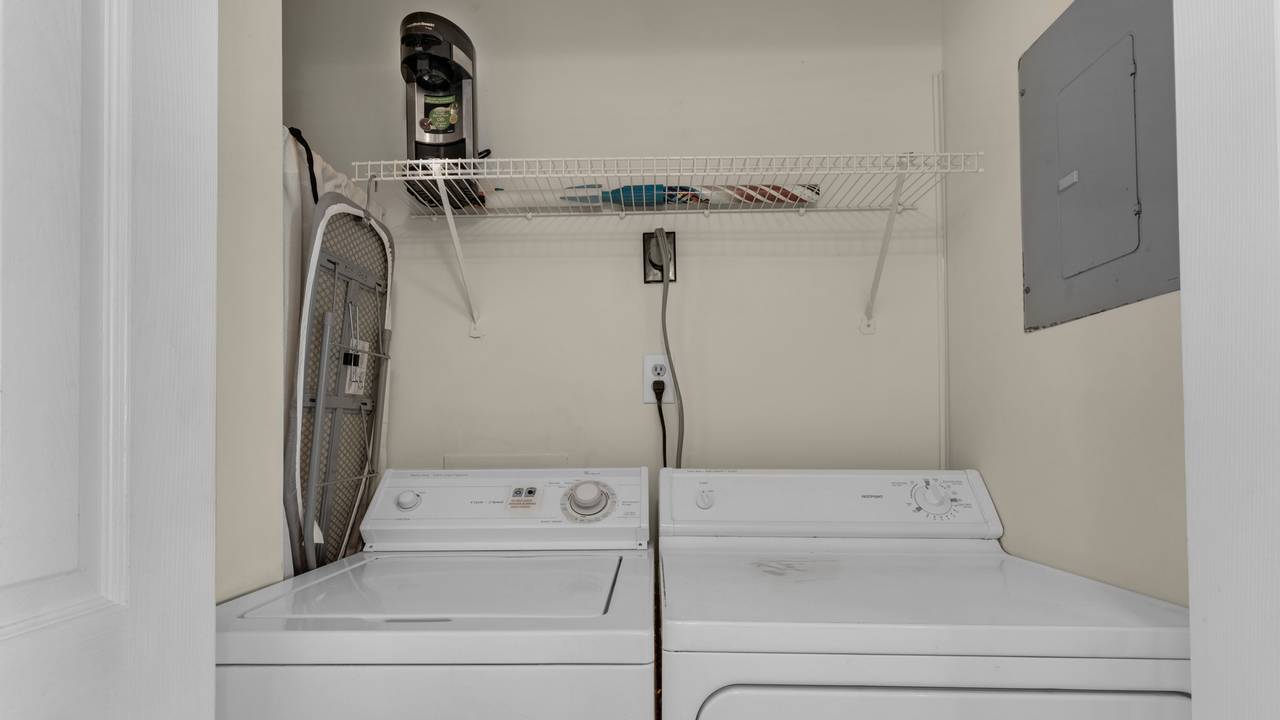 BeachCrest 1203 Washer and Dryer BeachCrest 1203 Washer and Dryer