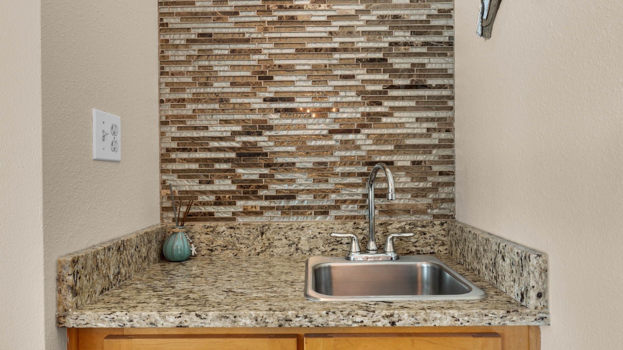 BeachCrest 1204 Sink