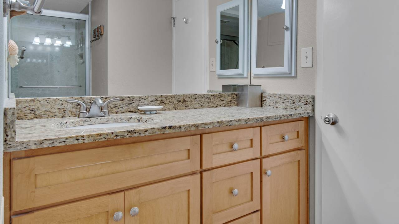 BeachCrest 1204 Master Bath BeachCrest 1204 Master Bath