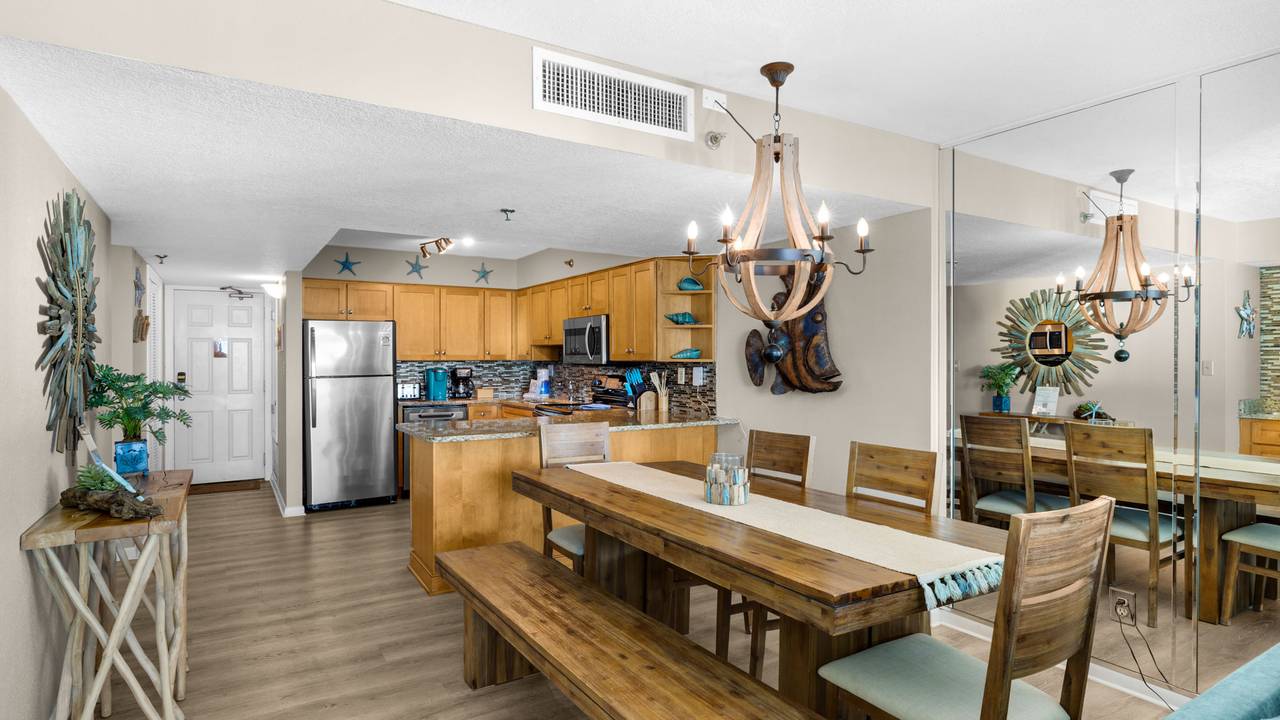 BeachCrest 1204 Dining Area BeachCrest 1204 Dining Area