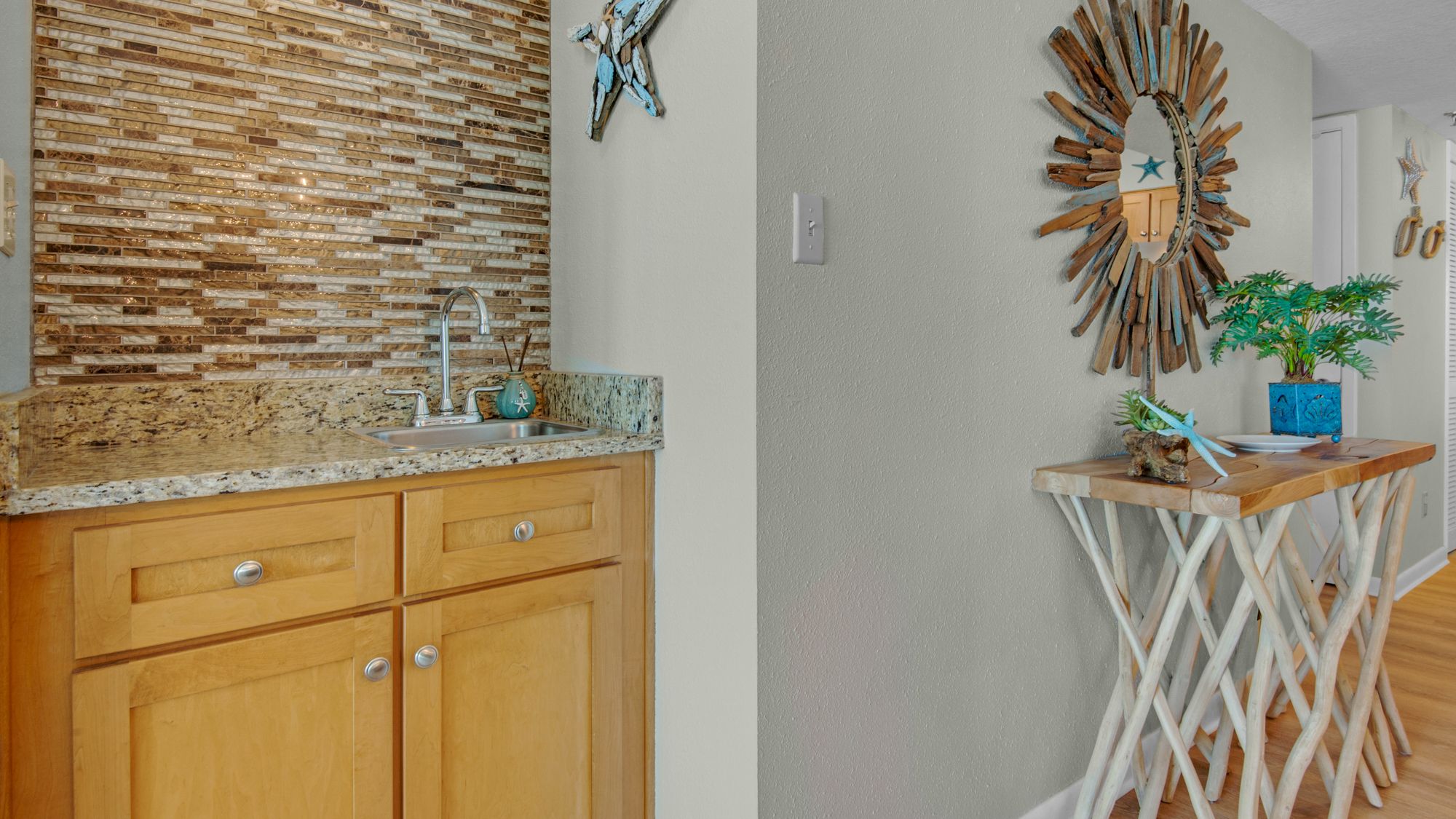 BeachCrest 1204 Wet Bar