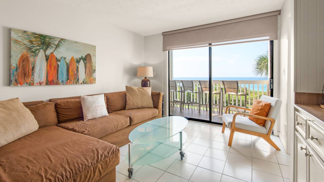 Beacons 4 Living Area with Gulf View Beacons 4 Living Area with Gulf View