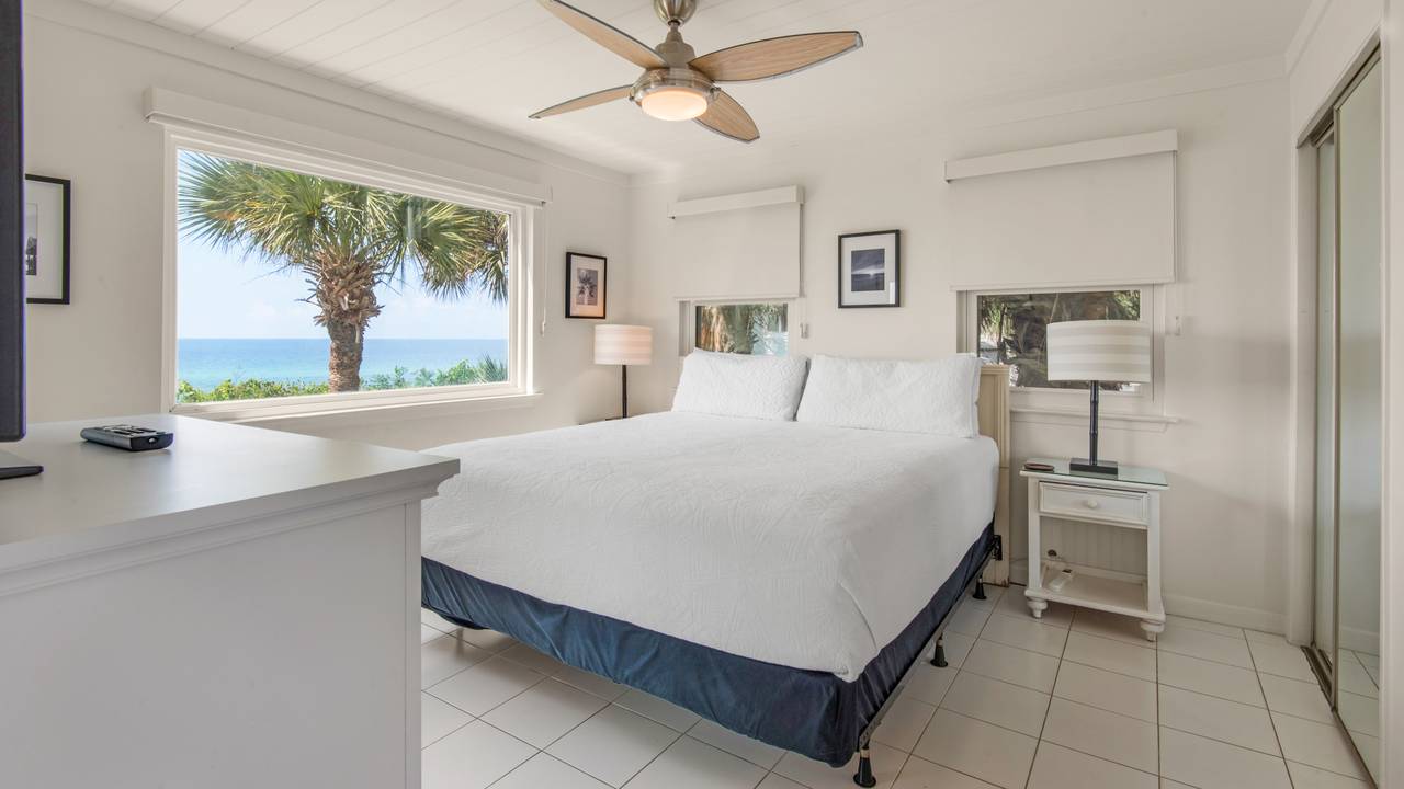 Beacons 4 Bedroom with Gulf View Beacons 4 Bedroom with Gulf View