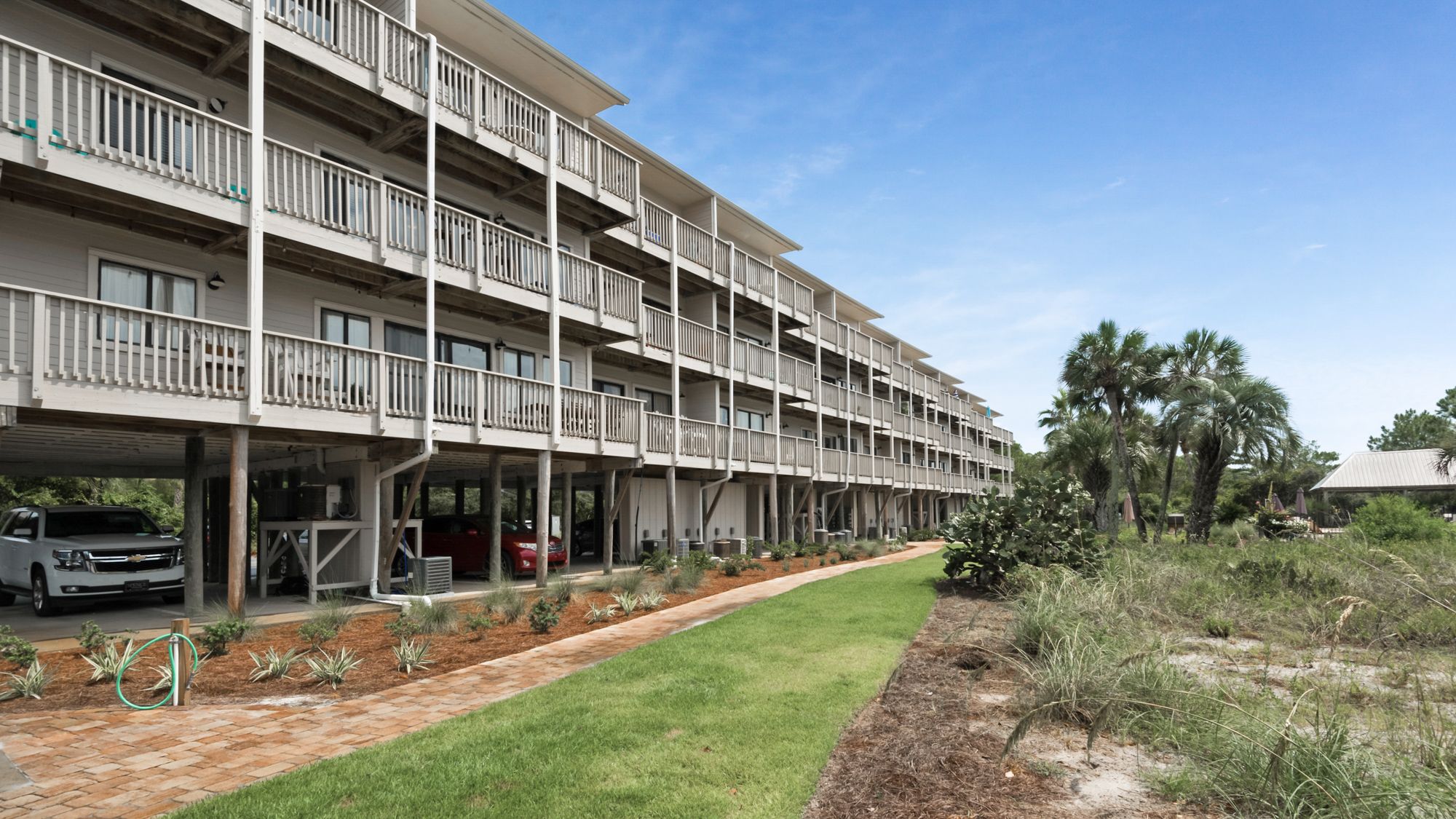 Beachfront II Grounds and Amenities