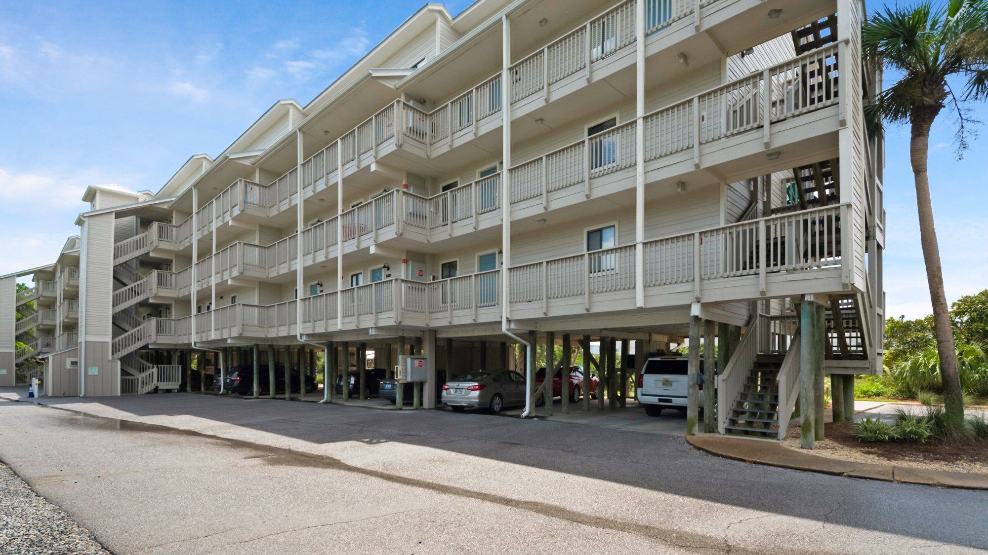 Beachfront II Grounds and Amenities