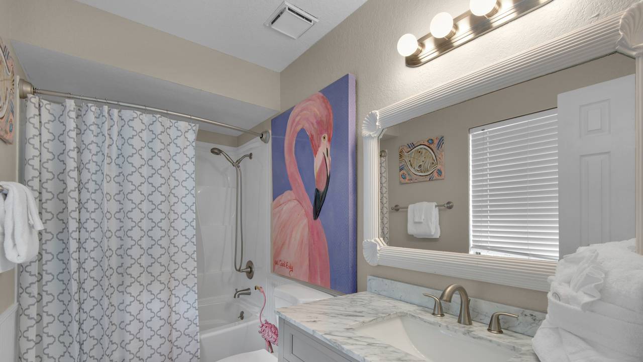 Beachfront II 202A Bathroom Beachfront II 202A Bathroom