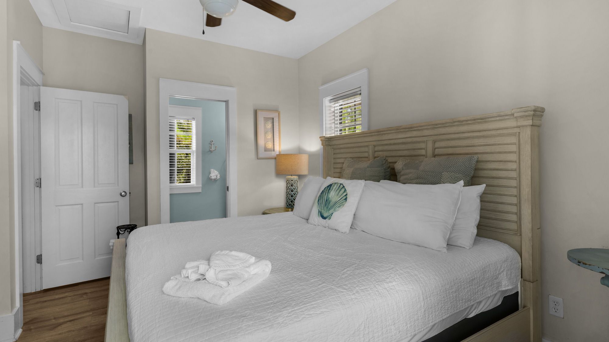 Beach Bungalow 101 Bedroom 1