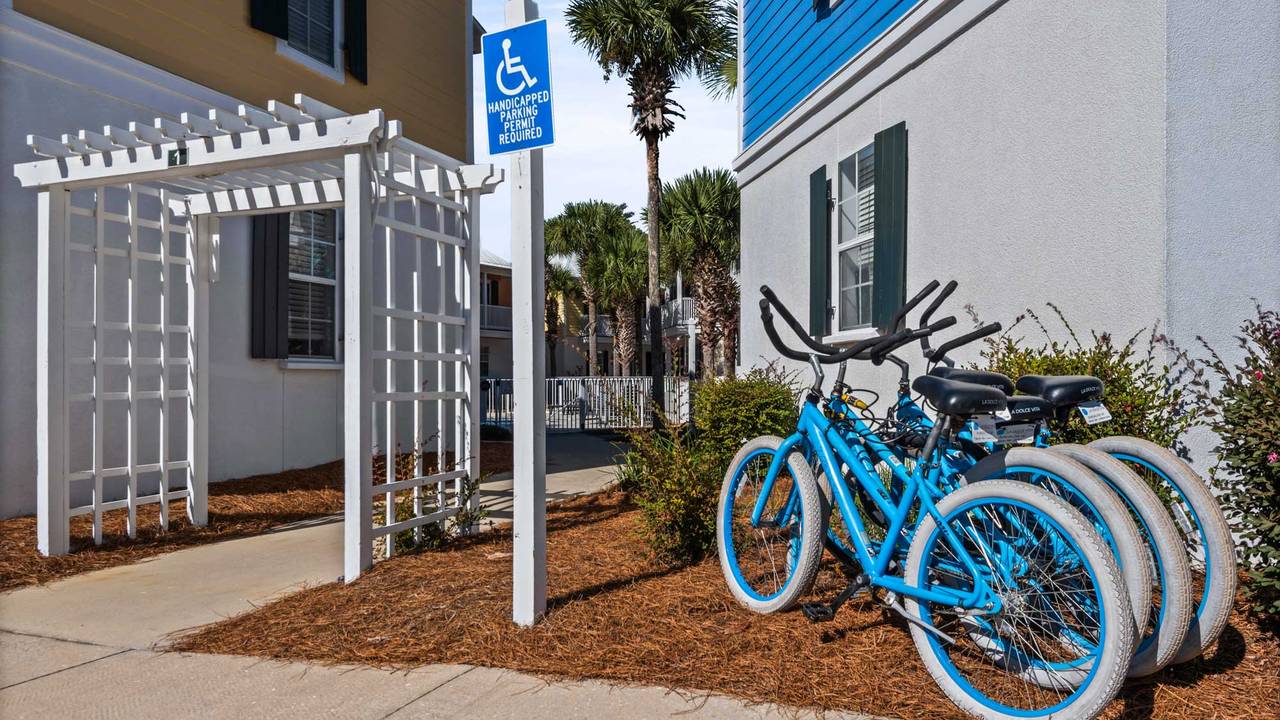 Bungalows at Seagrove Grounds & Amenities Bungalows at Seagrove Grounds & Amenities