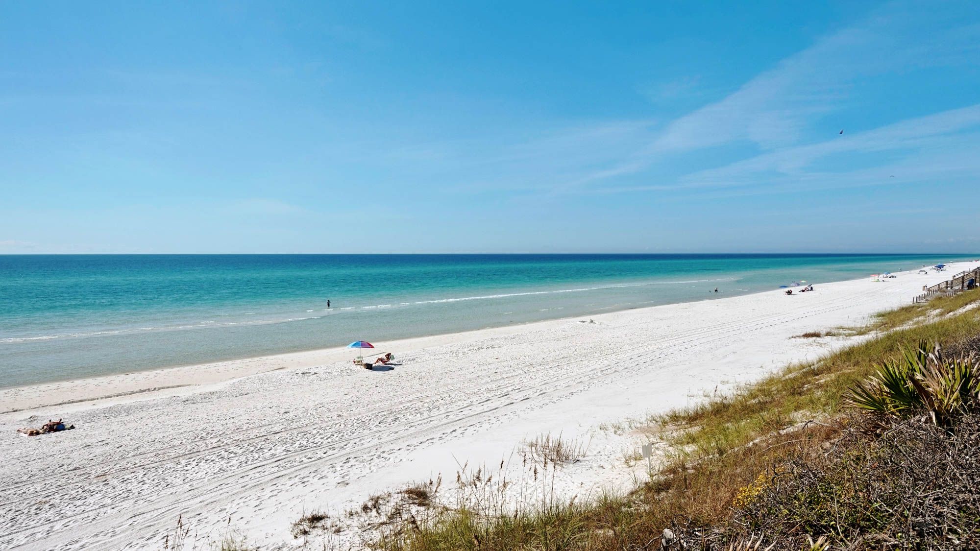 Bungalows at Seagrove Grounds & Amenities