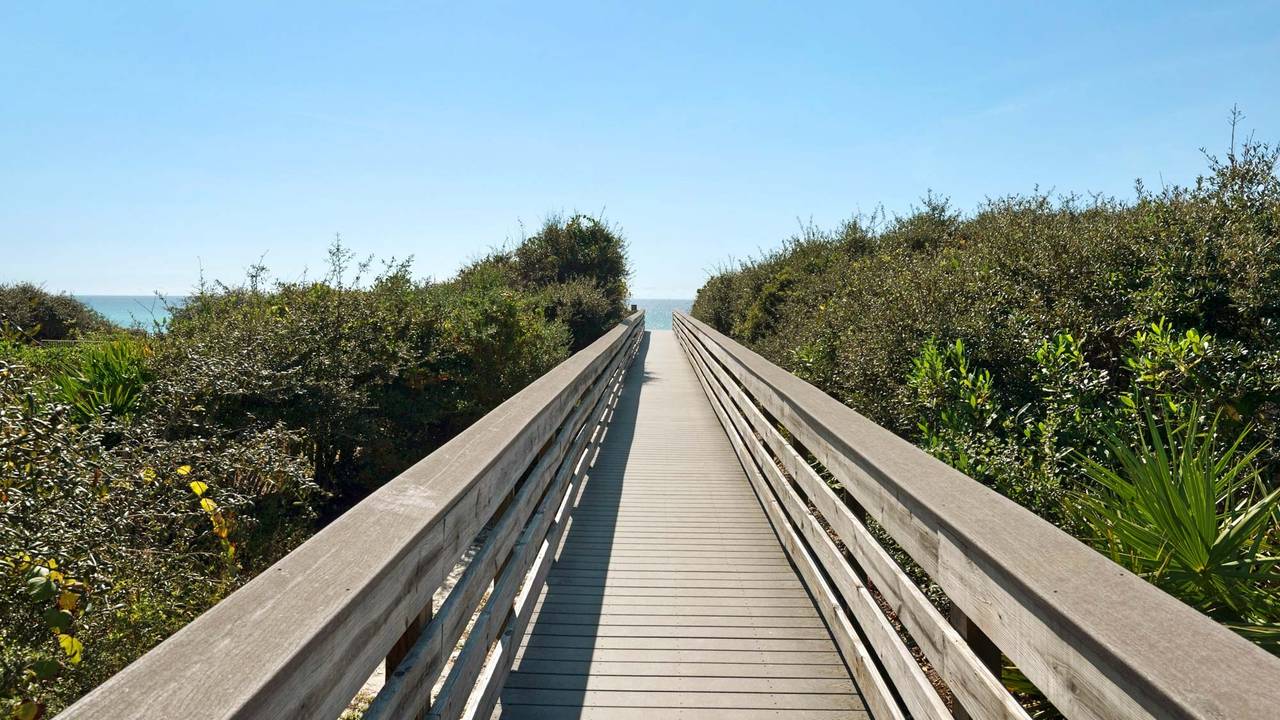 Bungalows at Seagrove Grounds & Amenities Bungalows at Seagrove Grounds & Amenities