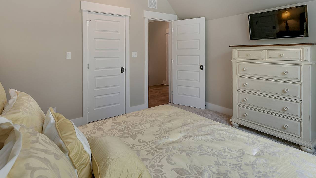 Blue Bungalow Blue Bungalow