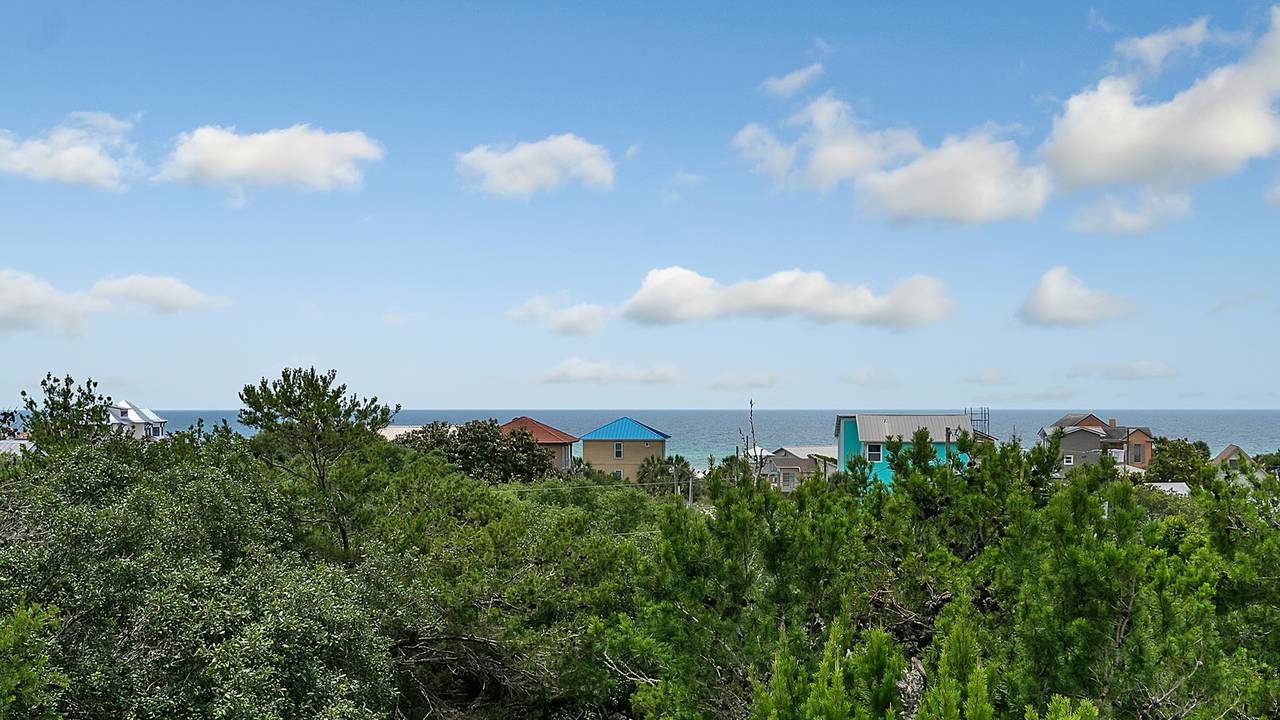 Blue Bungalow Blue Bungalow