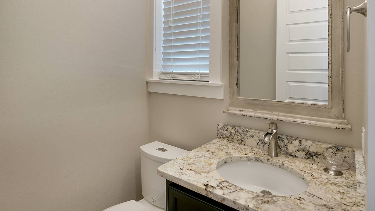 Blue Bungalow Blue Bungalow