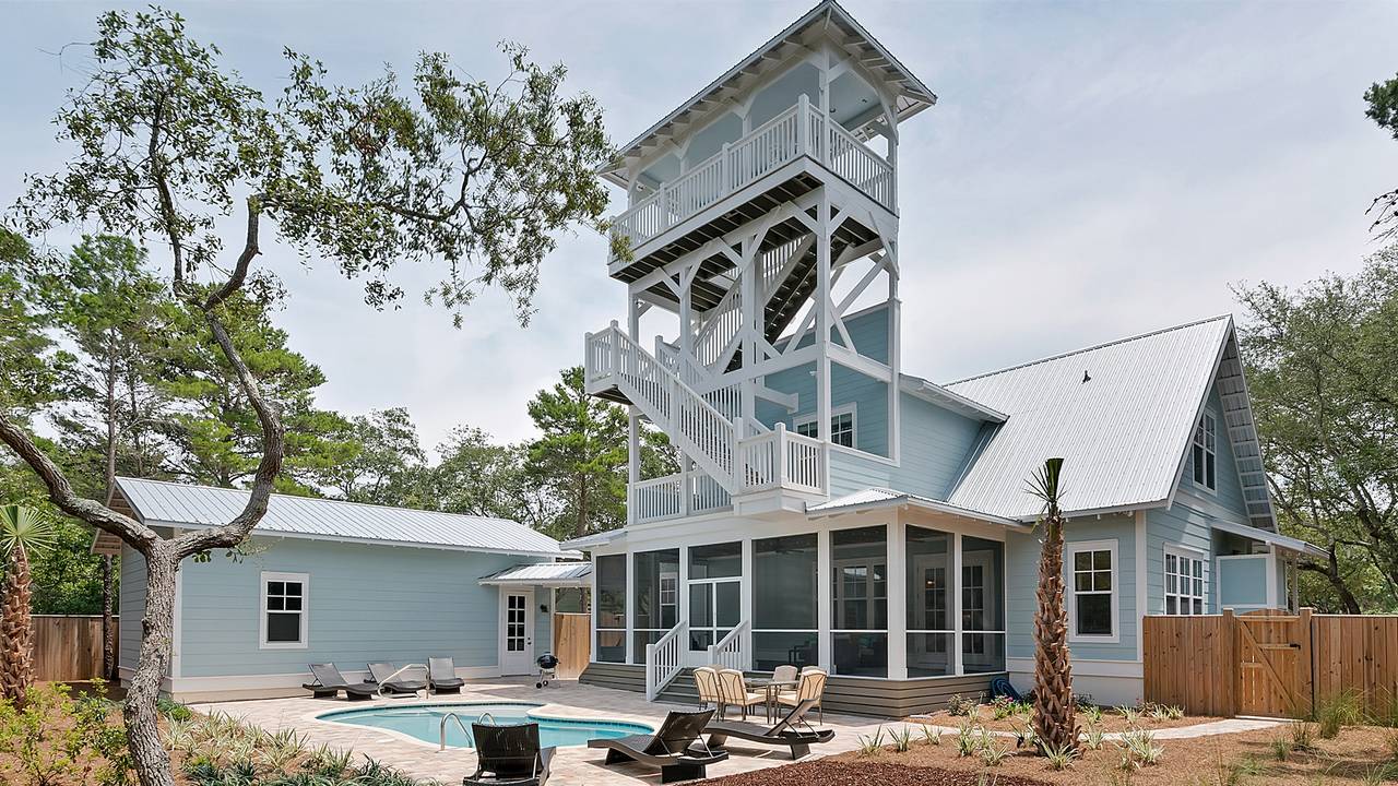 Blue Bungalow Blue Bungalow