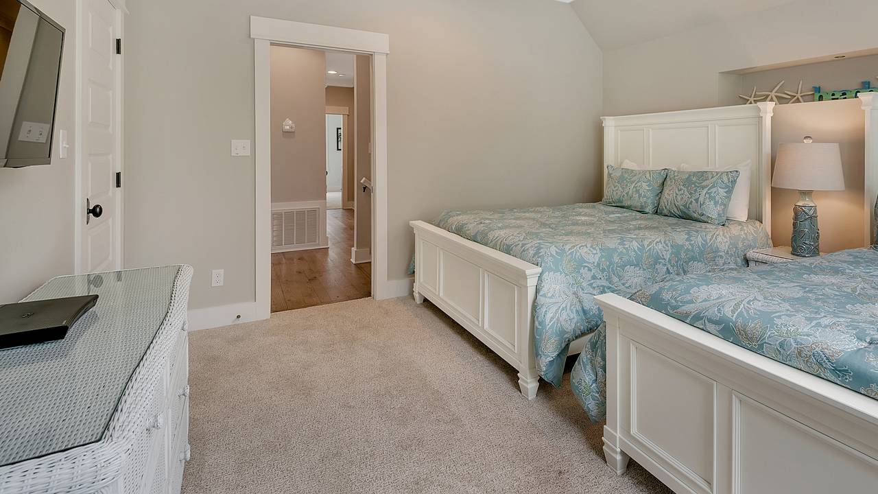 Blue Bungalow Blue Bungalow