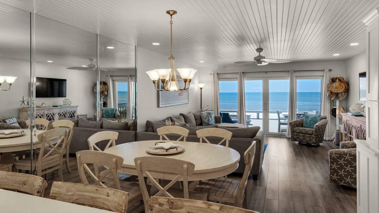 BLN9 Living Area BLN9 Living Area