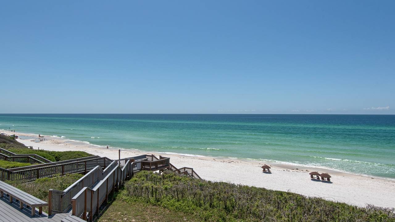 Blue Nine 9 2nd Floor Balcony Blue Nine 9 2nd Floor Balcony