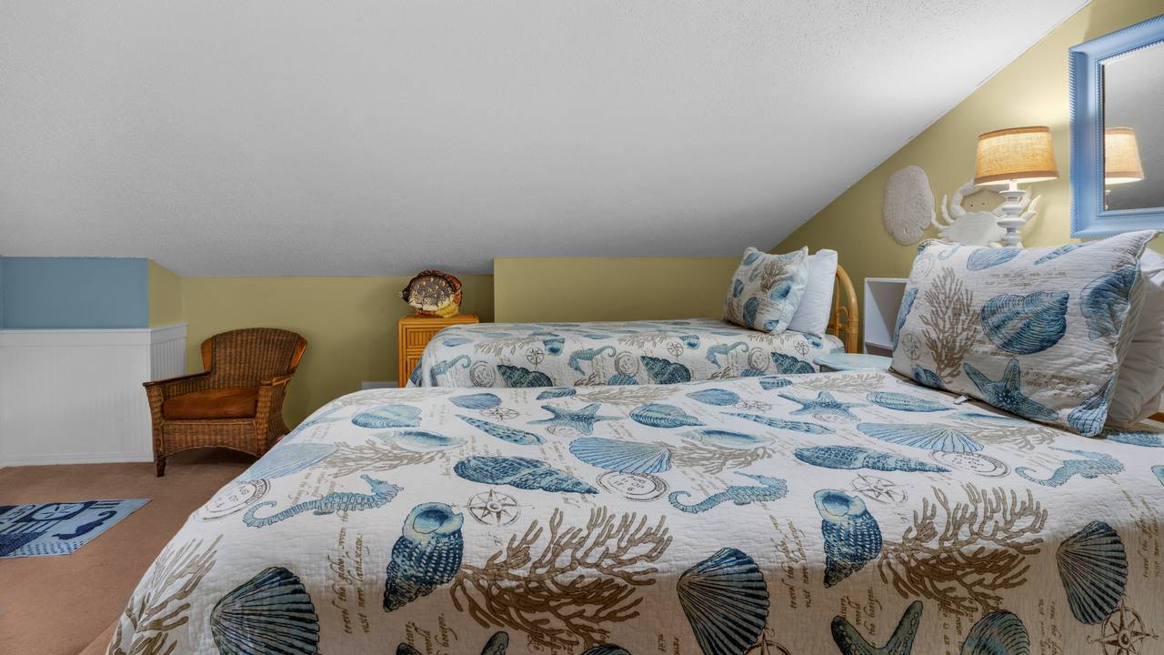 Blue Tide 3B Sleeping Loft with 2 Twin Beds Blue Tide 3B Sleeping Loft with 2 Twin Beds