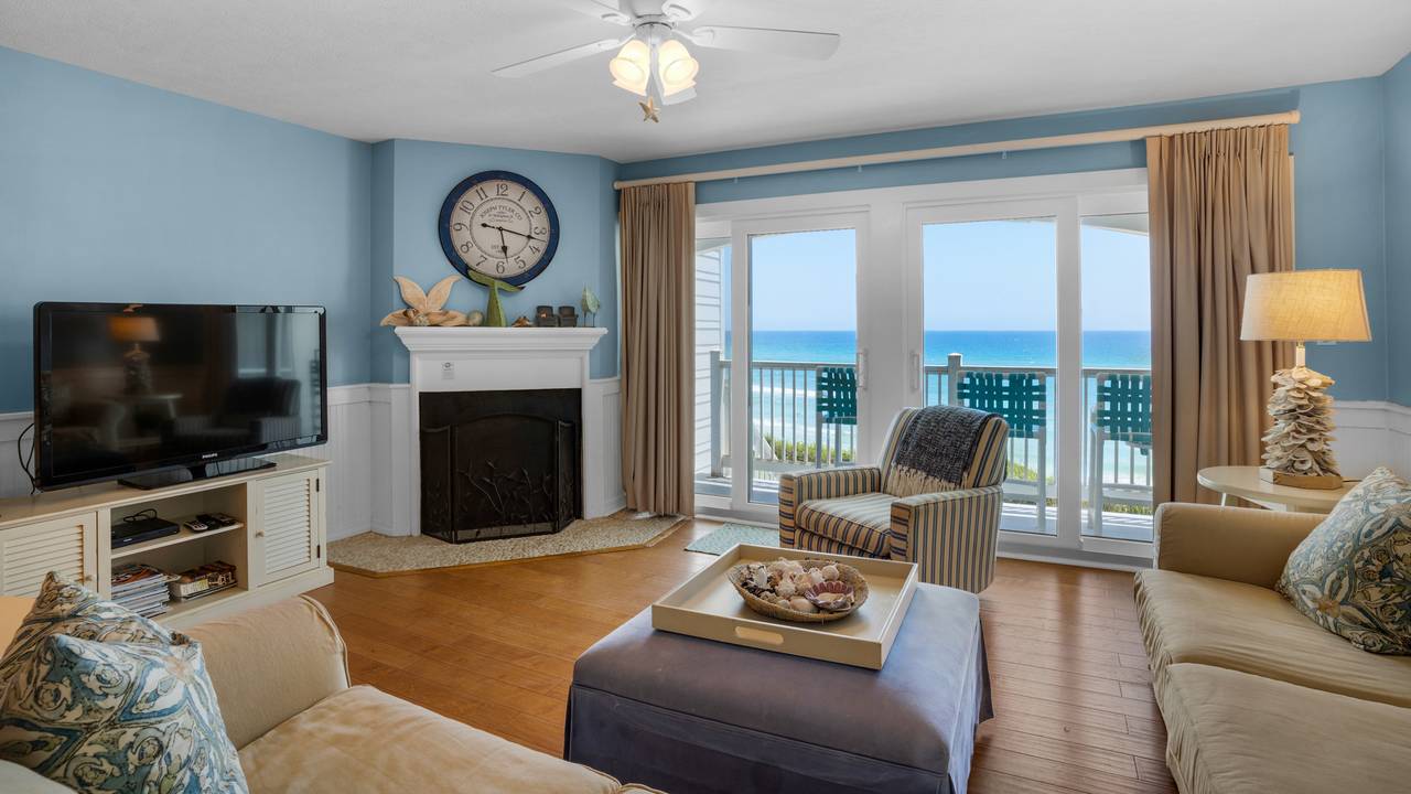 Blue Tide 3B Main Living Area Blue Tide 3B Main Living Area