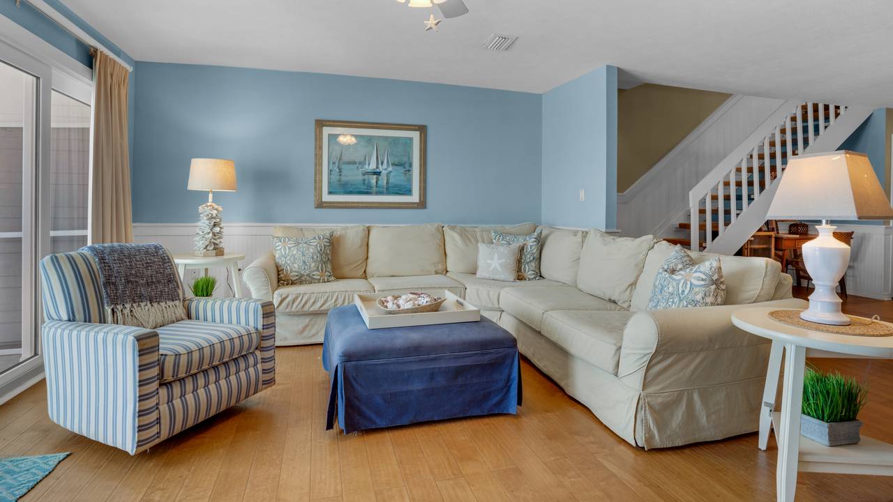 Blue Tide 3B Main Living Area Blue Tide 3B Main Living Area