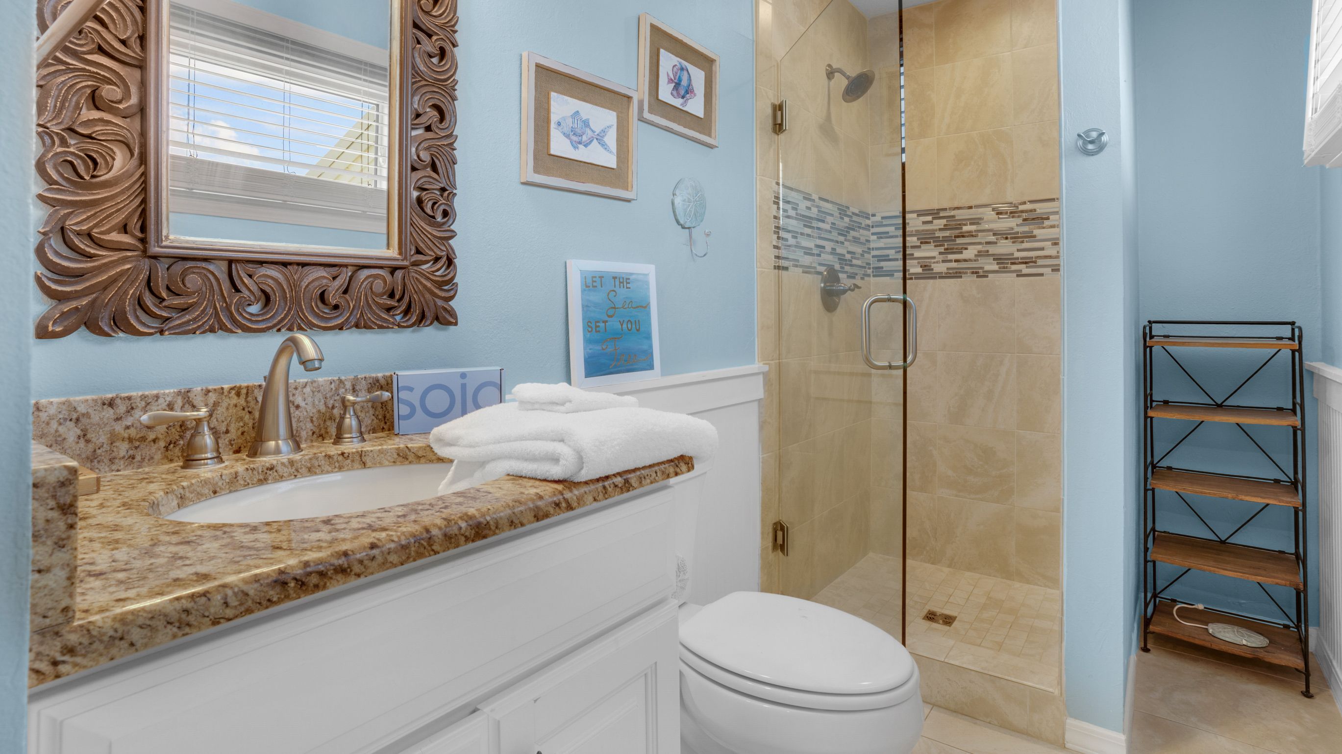 Blue Tide 3B Bathroom