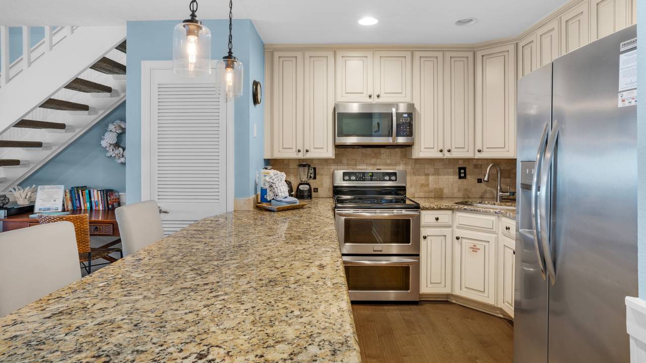 Blue Tide 3B Kitchen Blue Tide 3B Kitchen