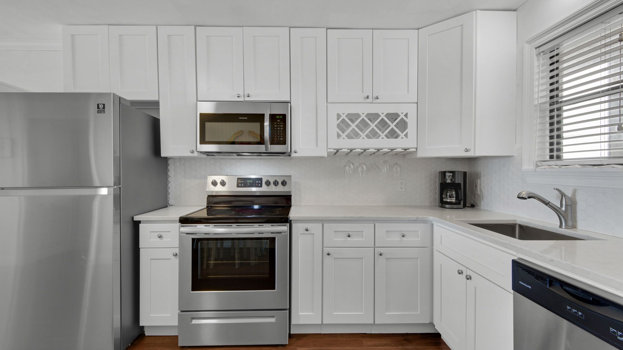 Beachside Condo 1 Kitchen