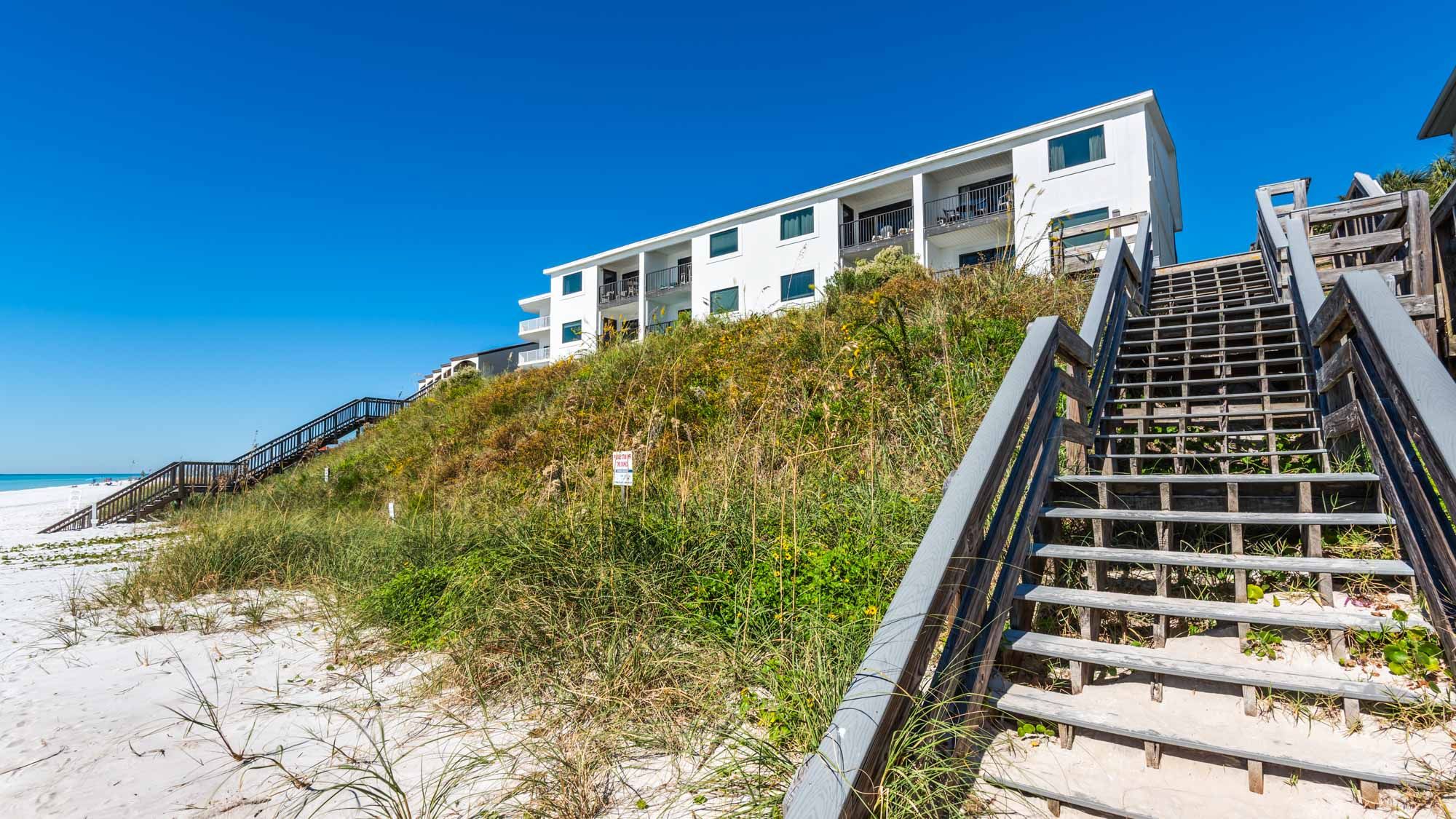 Beachside Grounds & Amenities