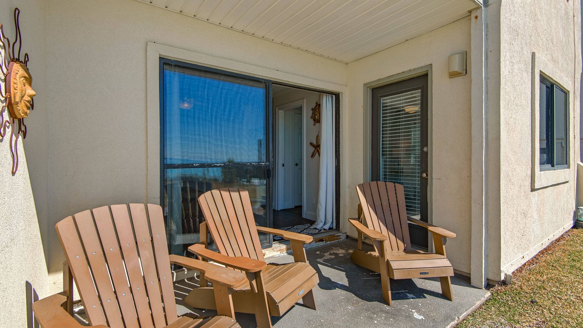 Beachside Condo 1 Gulf-front Patio