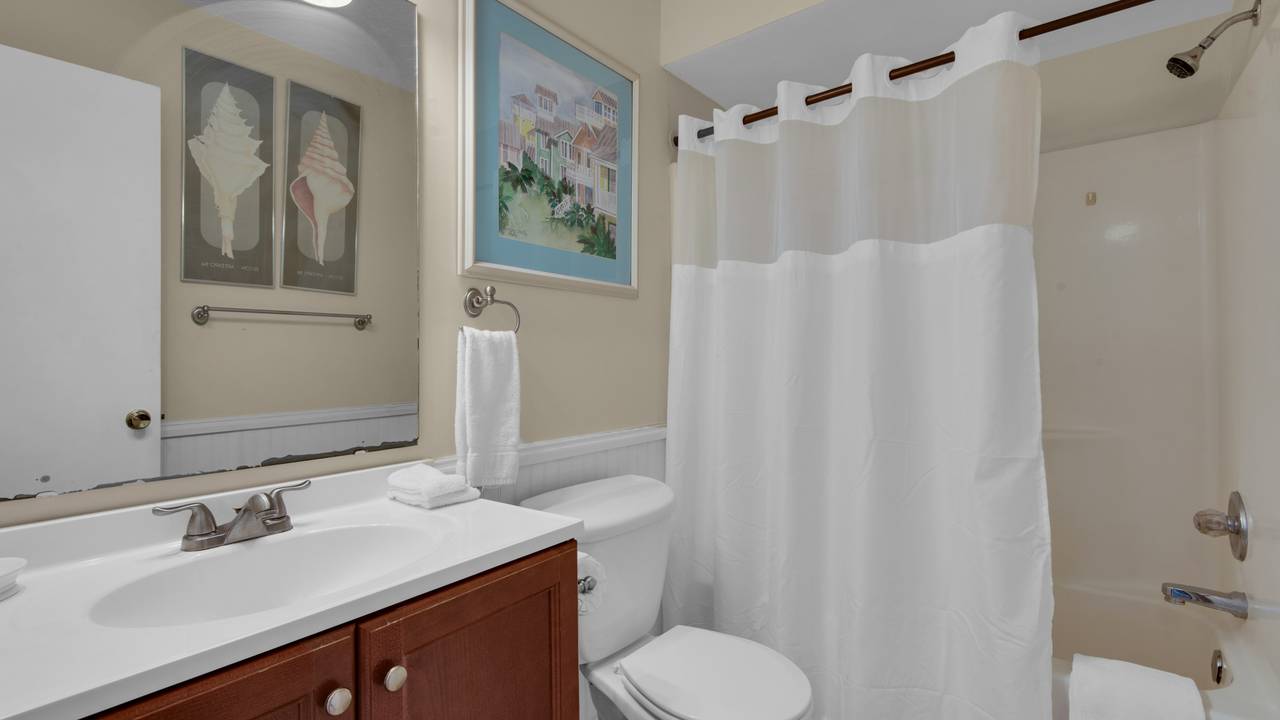 Beachside Condo 6 Bathroom Beachside Condo 6 Bathroom
