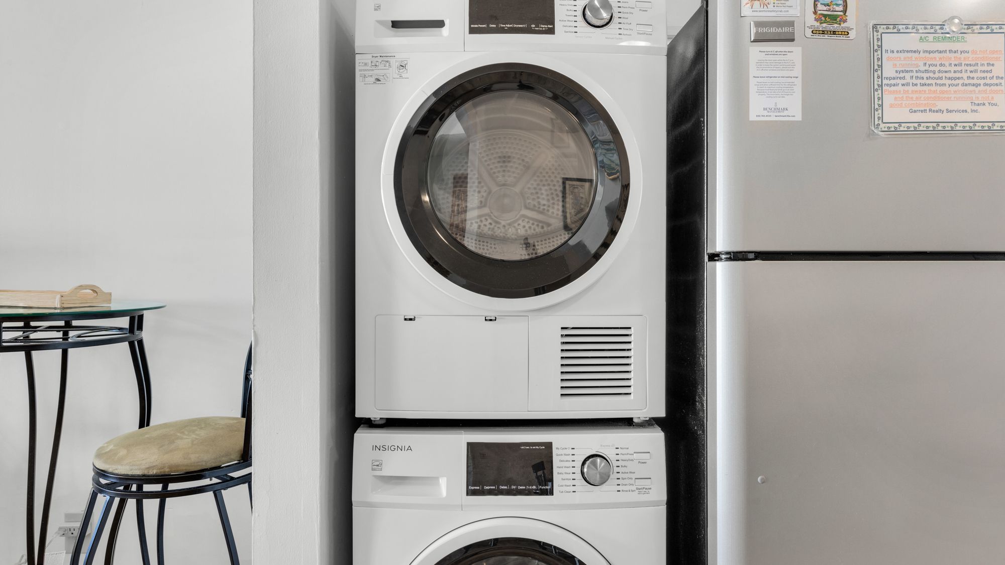 Beachside Condo 9 Washer & dryer