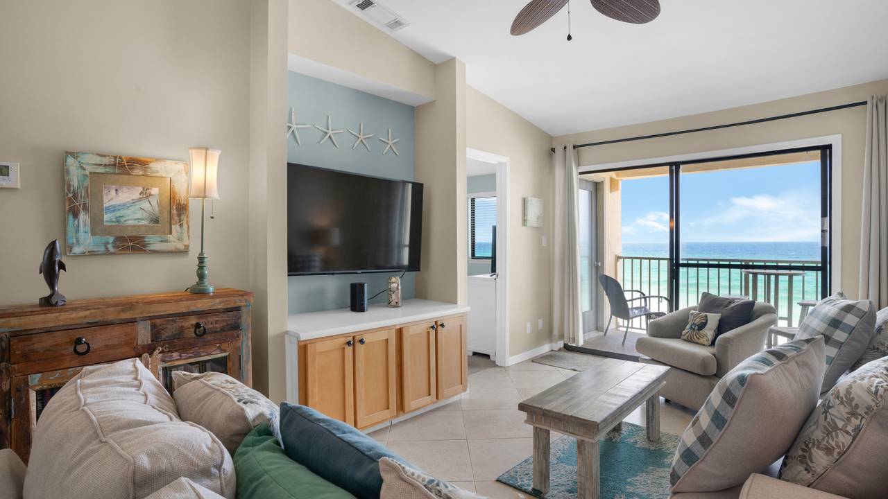 Beachside Condo 11 Living Area and Views Beachside Condo 11 Living Area and Views