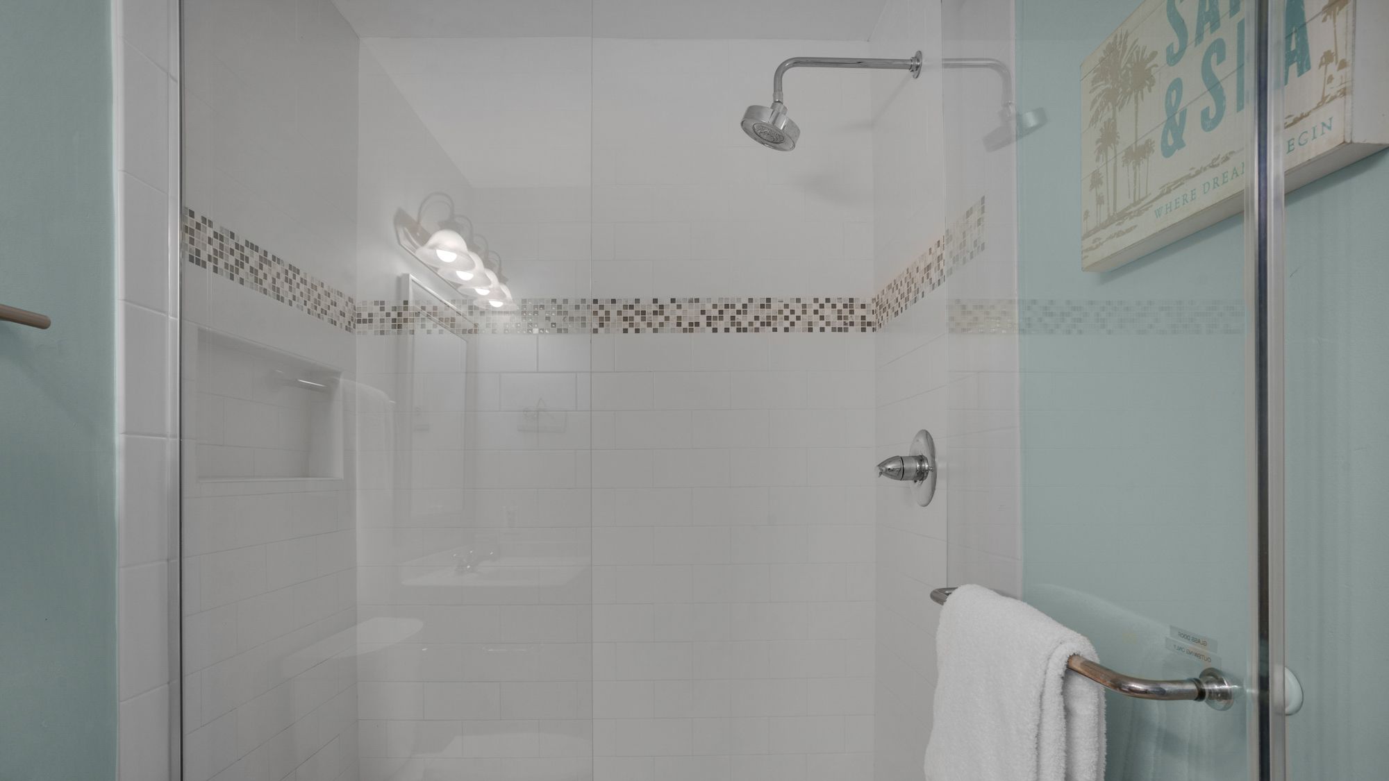 Beachside Condo 11 Master Bathroom