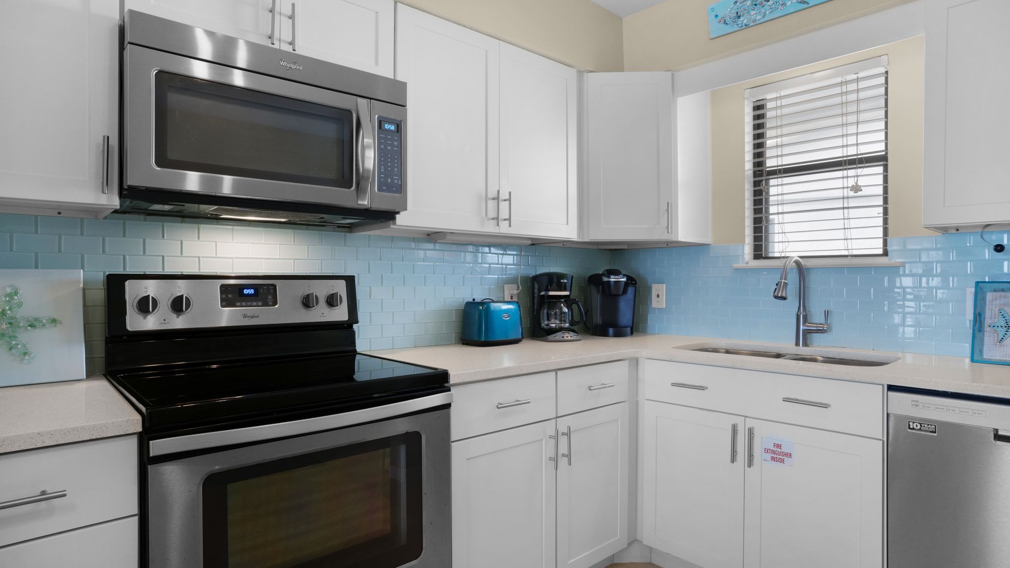 Beachside Condo 11 Kitchen