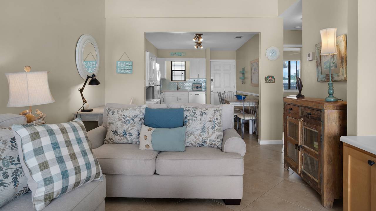 Beachside Condo 11 Living Area\ Beachside Condo 11 Living Area\