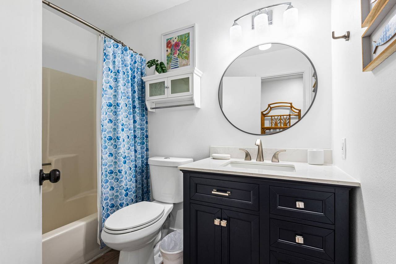 Beachside Condo 13 Beachside Condo 13