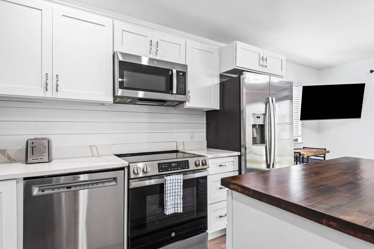 Beachside Condo 13 Beachside Condo 13