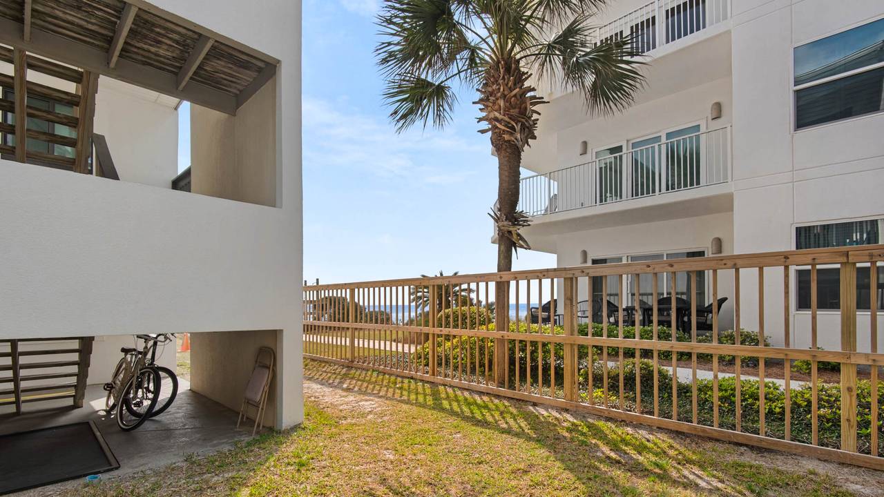 Beachside Condo 13 Beachside Condo 13