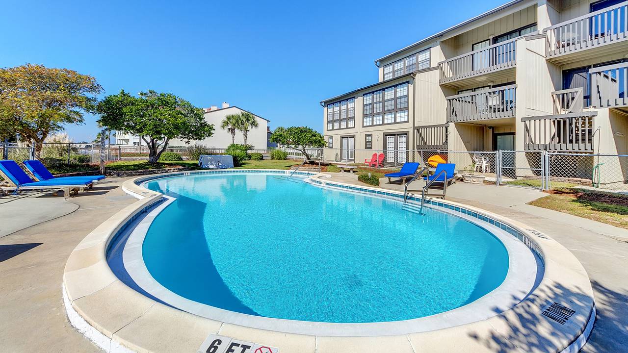 Beachside Condo 14 Beachside Condo 14