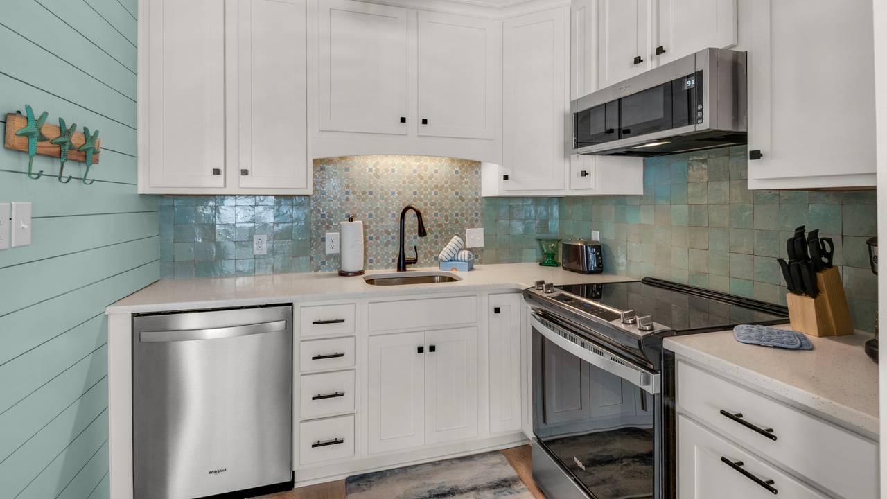 Beachside Condo 21 Kitchen Beachside Condo 21 Kitchen