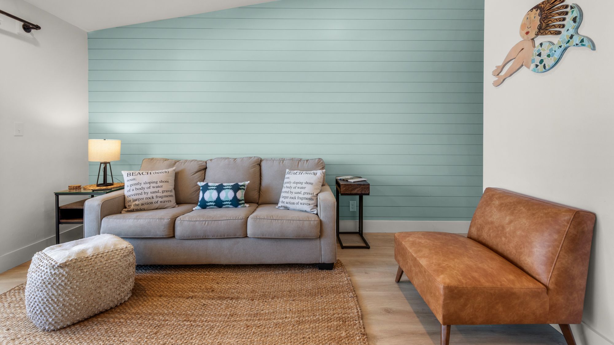 Beachside Condo 21 Main Living Area