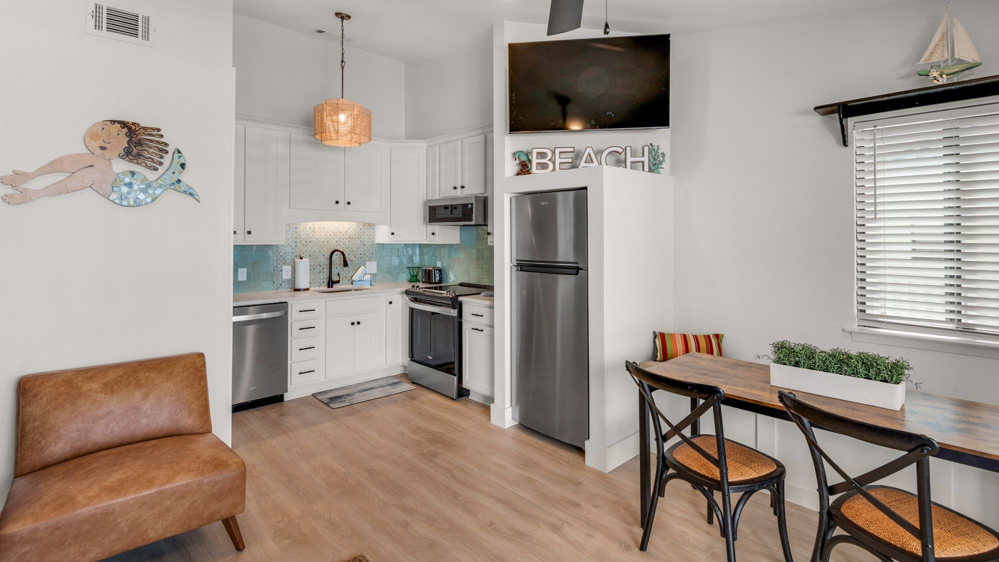 Beachside Condo 21 Main Living Area and Kitchen