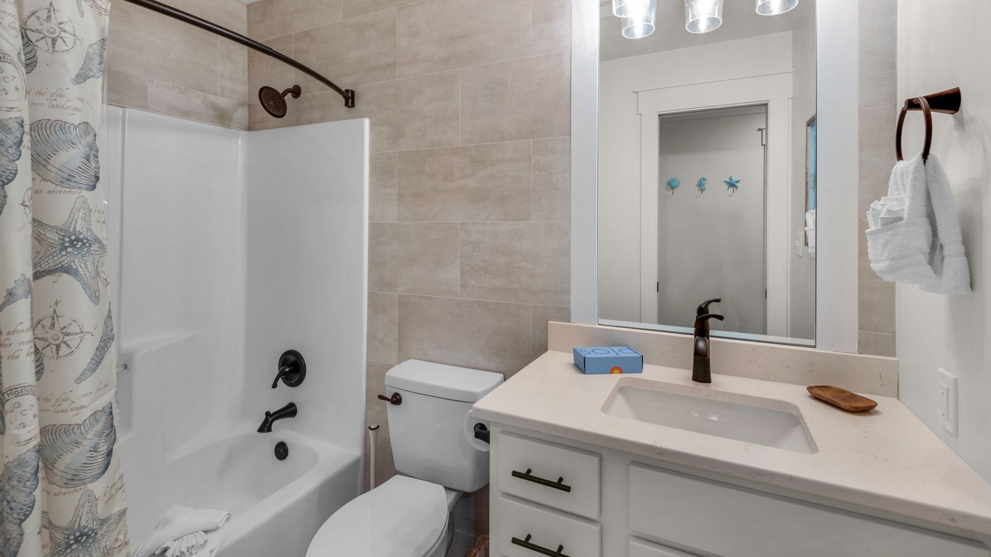 Beachside Condo 21 Bathroom