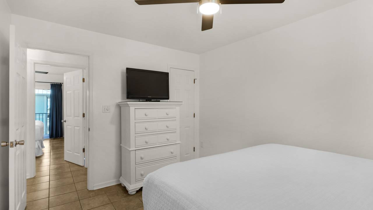 Beachside Villas 132 - Bedroom 2 Beachside Villas 132 - Bedroom 2