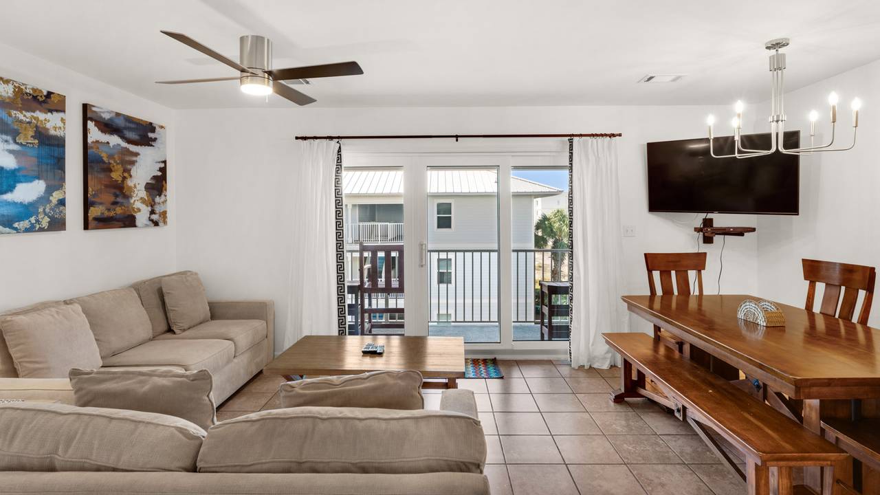 Beachside Villas 132 - Living area Beachside Villas 132 - Living area