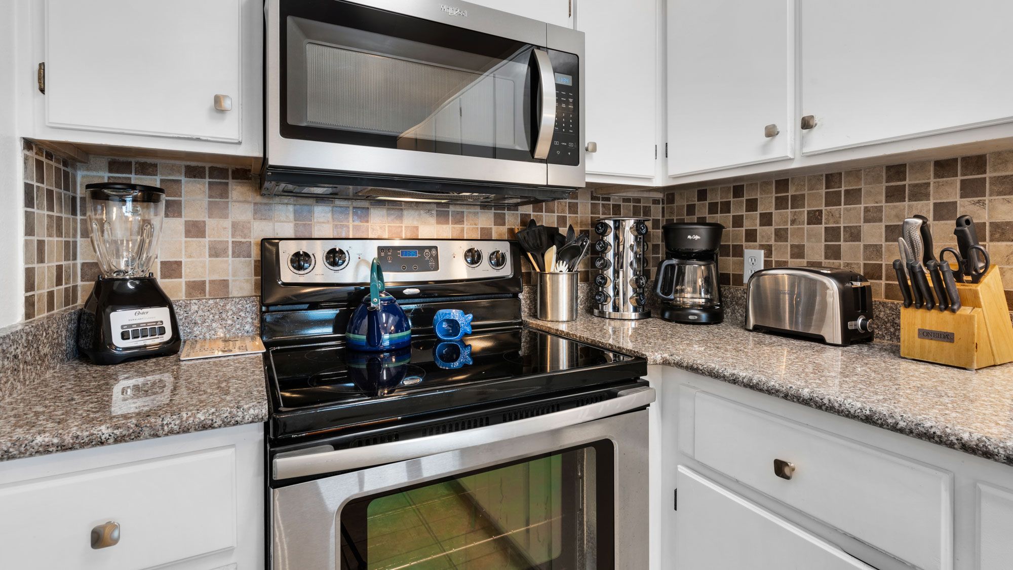 Beachside Villas 132 - Kitchen area
