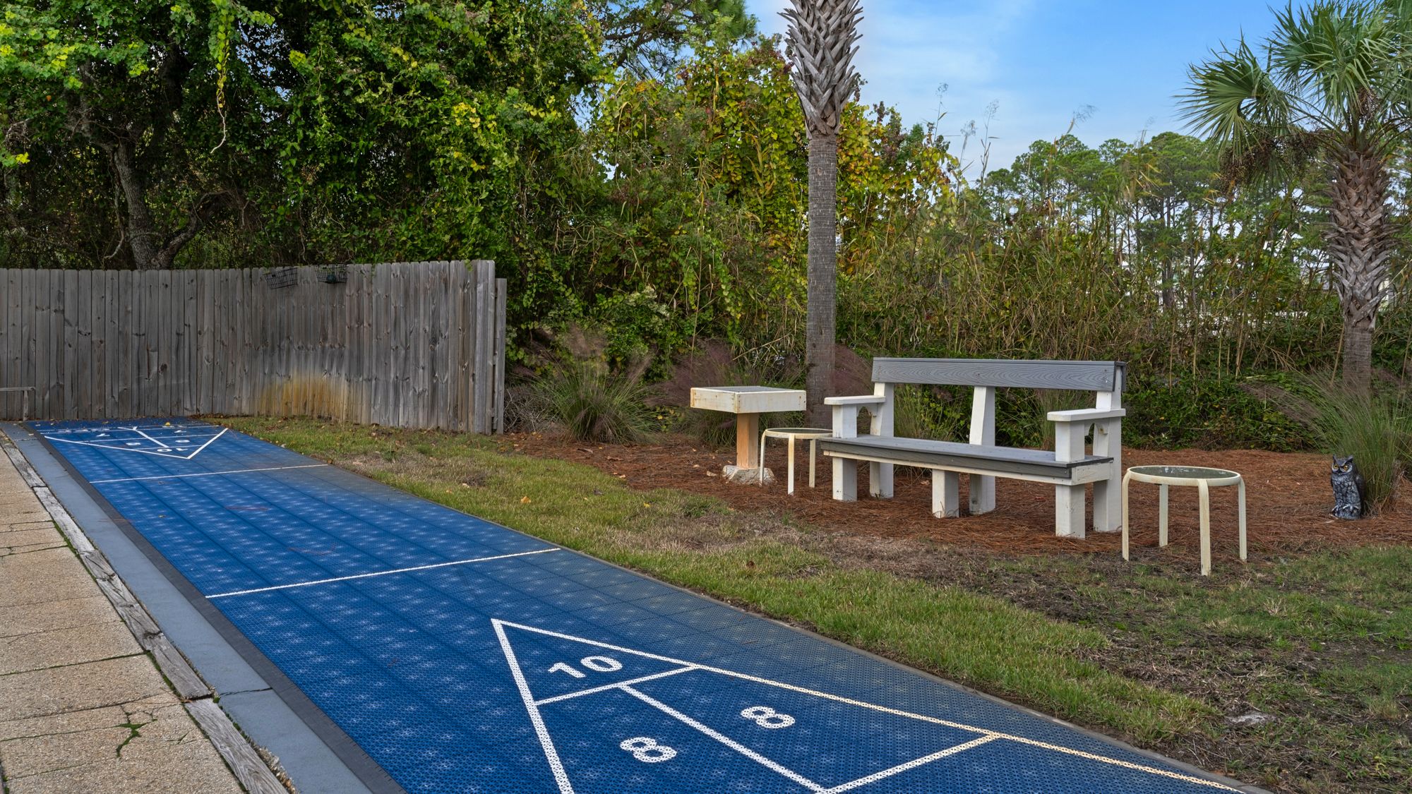 Beachside Villas Grounds & Amenities