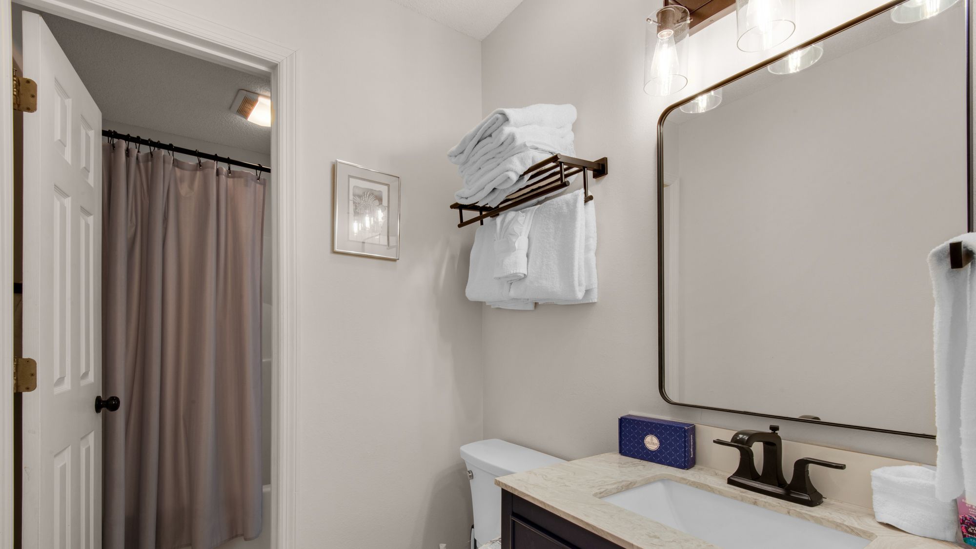 Beachside Villas 232 Bathroom