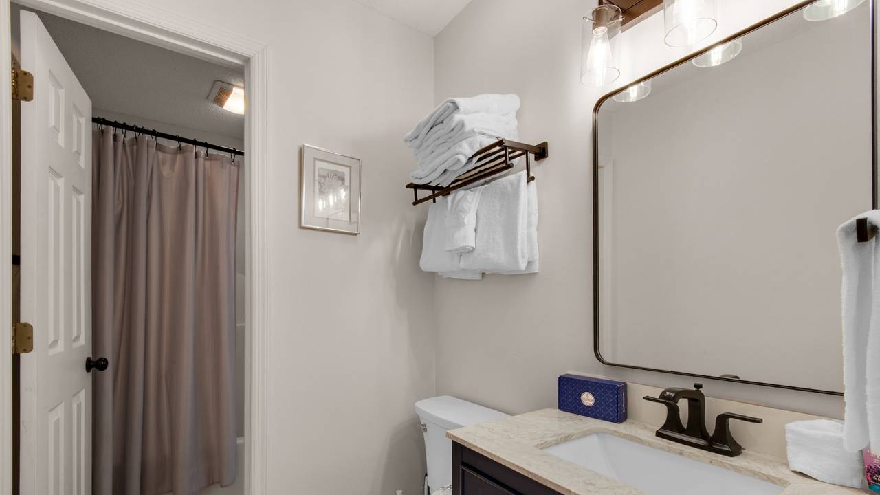 Beachside Villas 232 Bathroom Beachside Villas 232 Bathroom