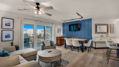 Beachside Villas 232 Living Area and Dining Table Beachside Villas 232 Living Area and Dining Table